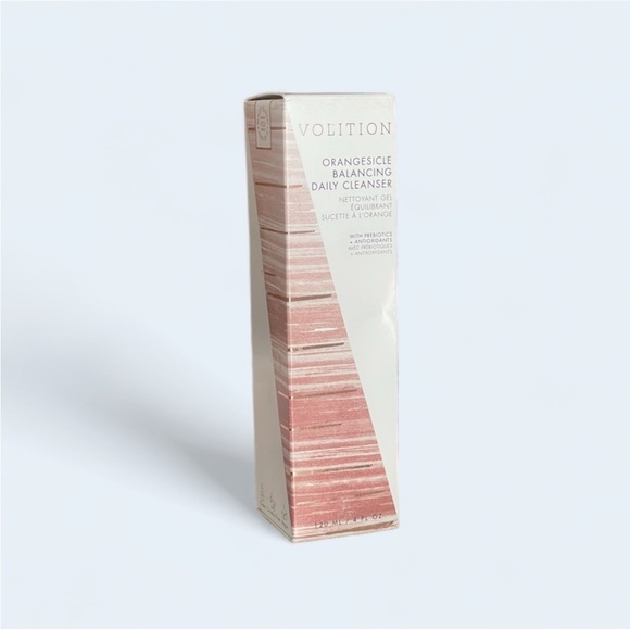 VOLITION Orangesicle Balancing Daily Cleanser - Picture 3 of 4